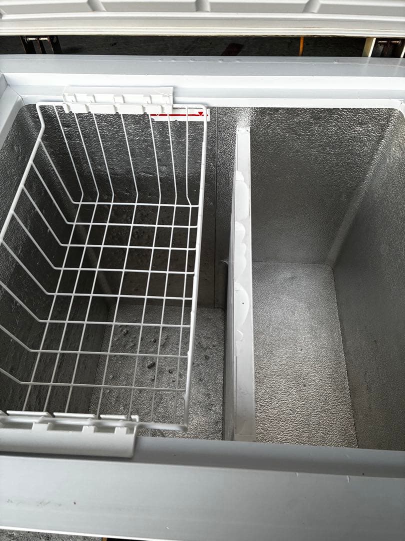 業務用冷凍ストッカー　冷凍庫　yasuda 大型　上部開き式