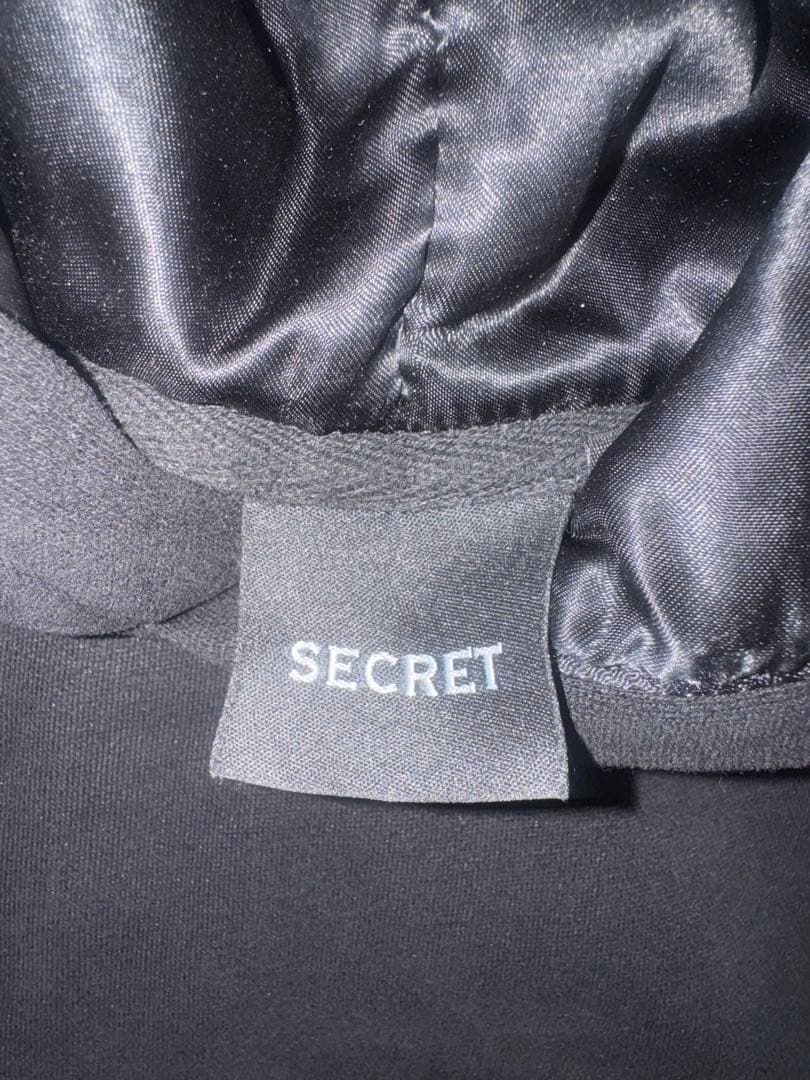 secret パーカー　黒 s