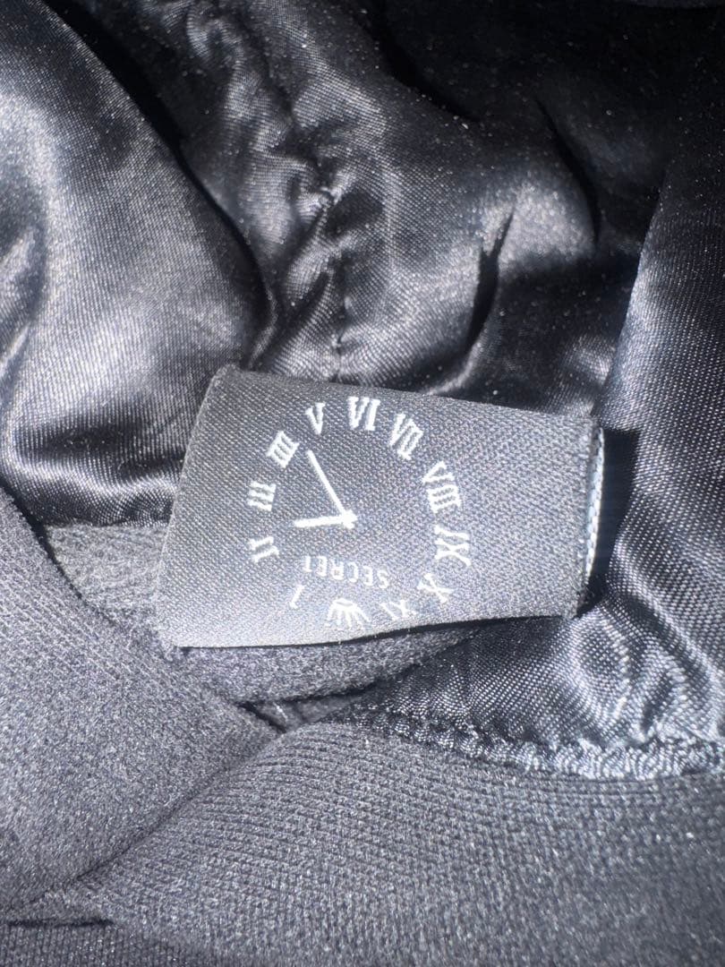 secret パーカー　黒 s