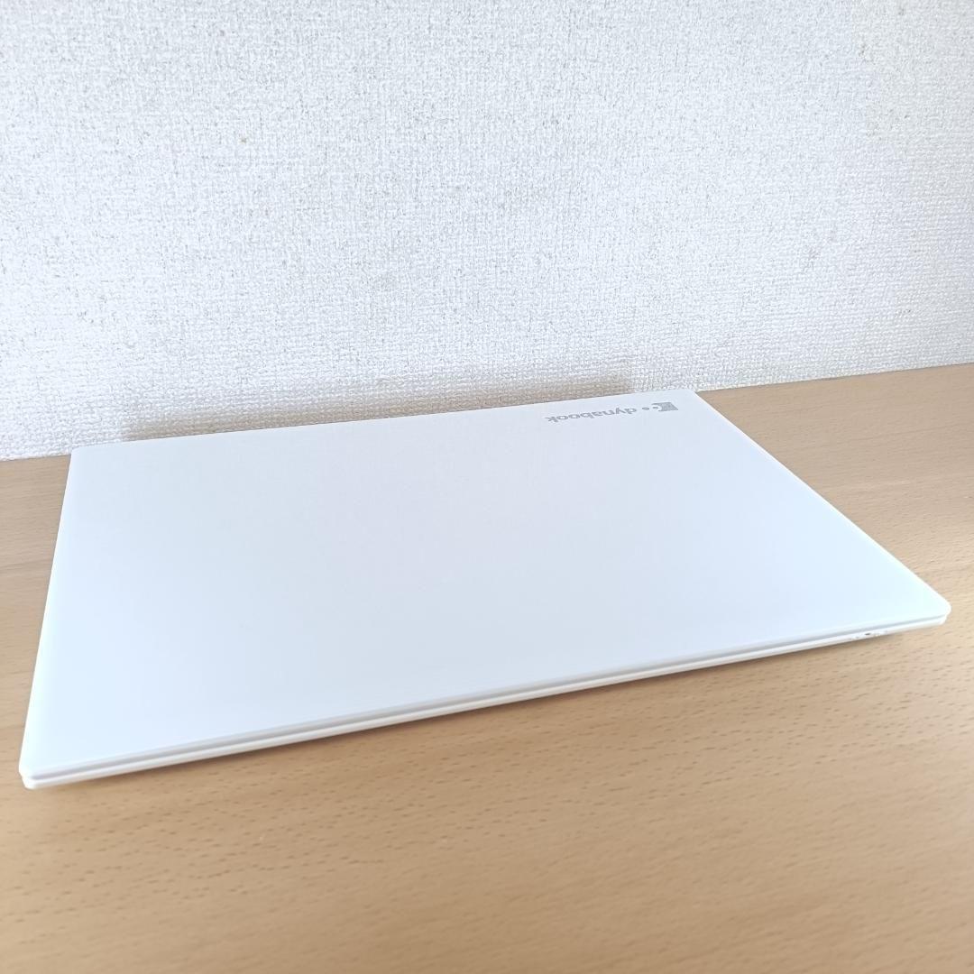 ノートPC Windows11 8世代 i3 SSD メモリ8GB 東芝 カメラ