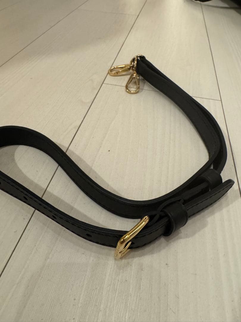 ルイヴィトン ショルダーストラップ 90cm ブラック ゴールド金具 LV