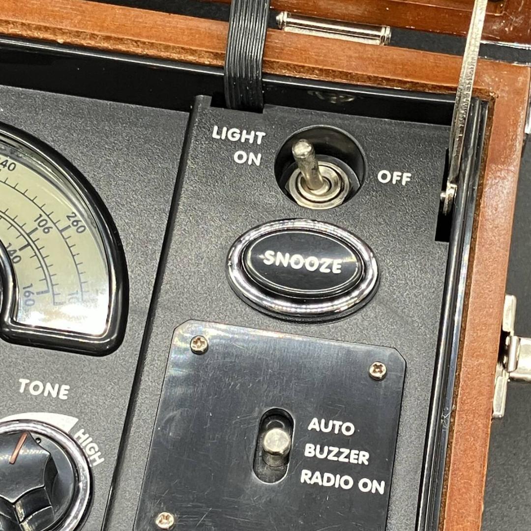 スピリット オブ セントルイス　AM/FMラジオ　アラーム時計　レトロデザイン