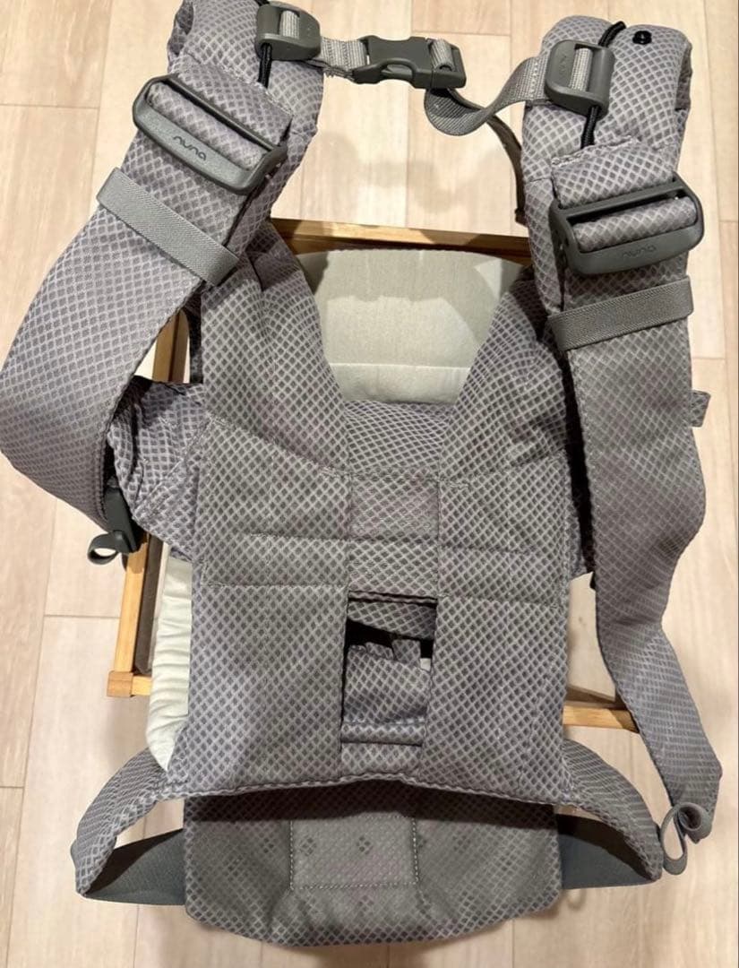 【美品】nuna カドルクリック フォグ 抱っこ紐 ヌナ