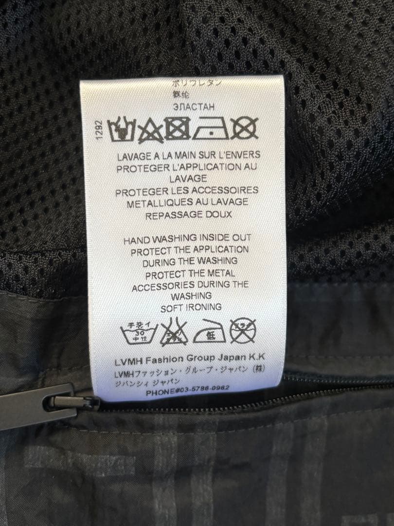 GIVENCHY ナイロンブルゾン 52サイズ