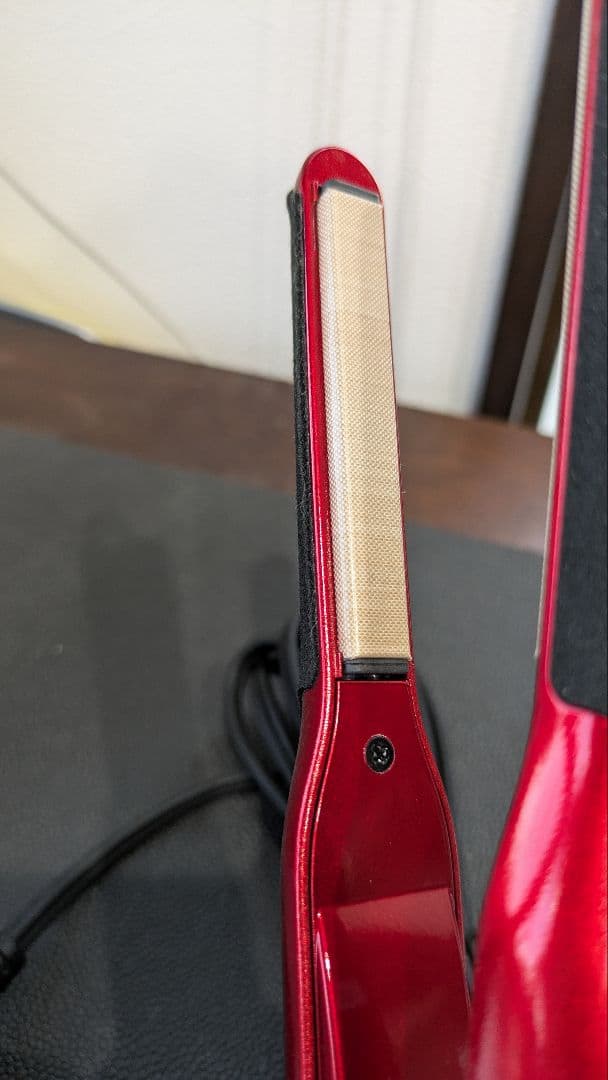 ●ほぼ新品radiantラディアントminiシルクプレートストレートヘアアイロン