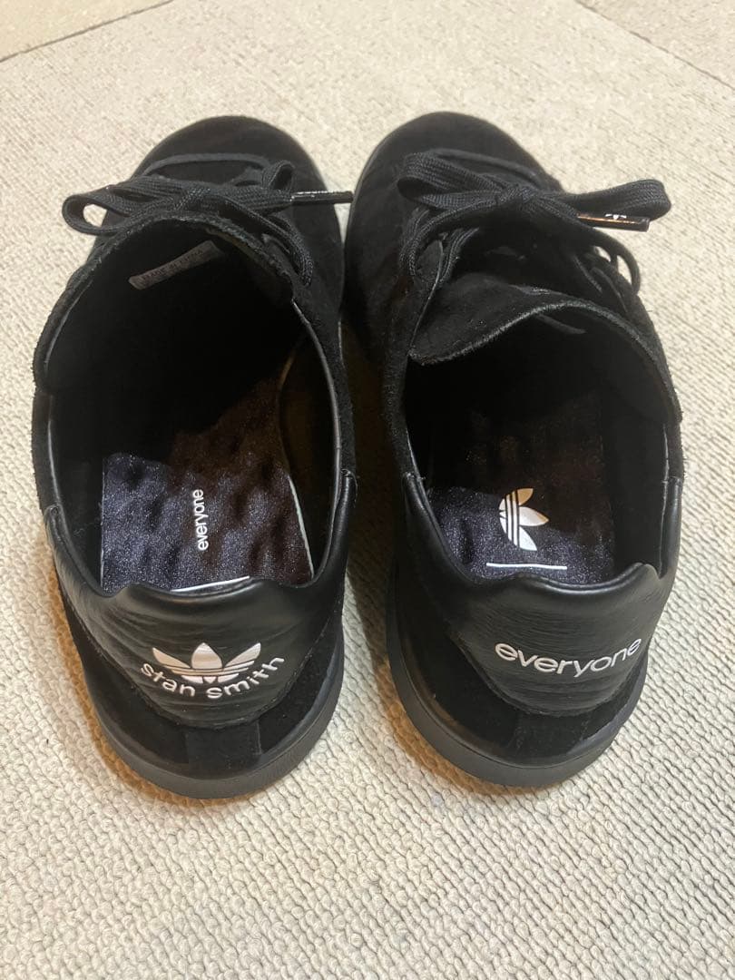 everyone × adidas スニーカー