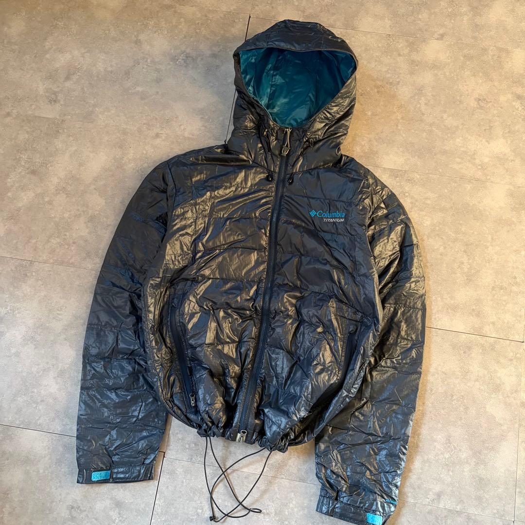 【大人気❗️】テック系！columbia マウンテンパーカー　ダウン　ネイビー　S