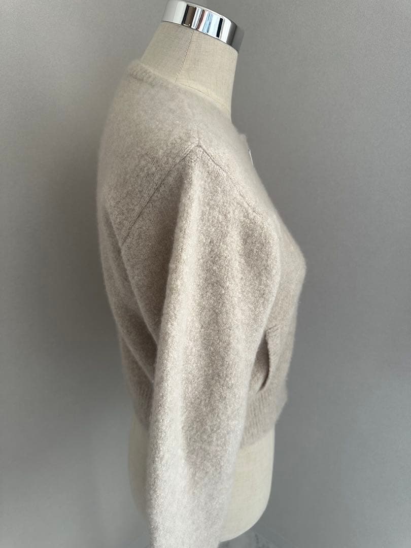 FOXEY♡ベージュ ジッパー付きセーター