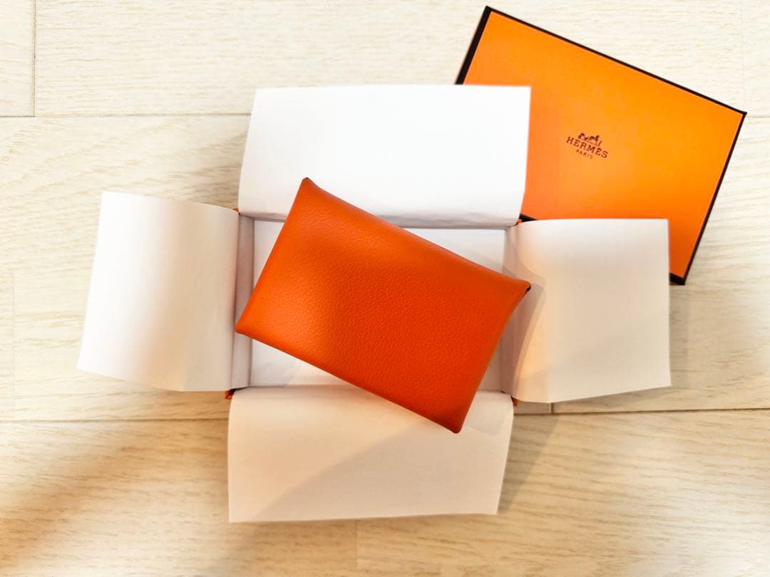 【新品未使用】HERMES ガルヴィ　カラー：フー(オレンジ系)