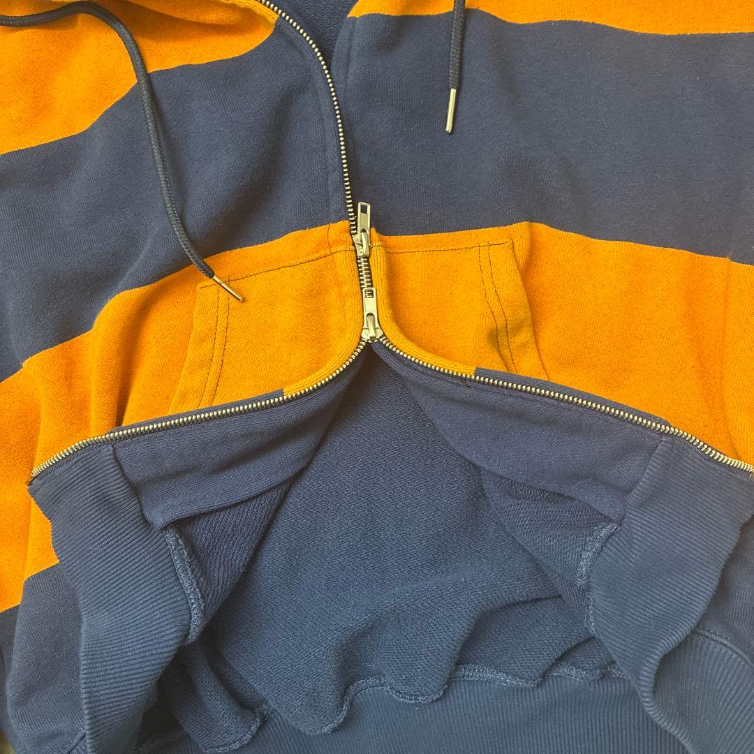 Blessuボーダージップパーカー かつきくん着用