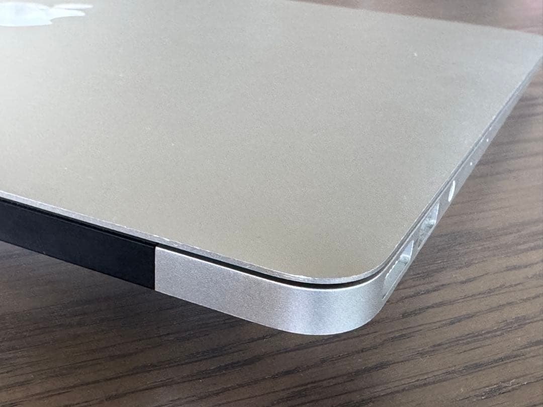 Apple MacBook Air 13 Early 2015 ジャンク品