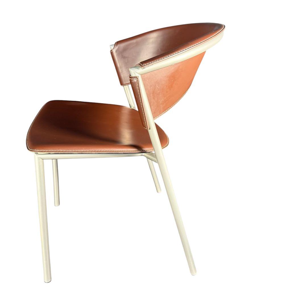 HR649 カリガリス　CICLADI 本革ダイニングチェア　レザーチェア