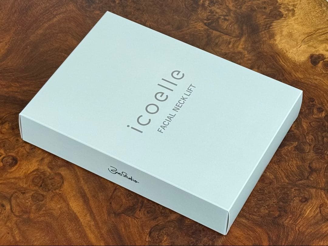 【新品】EMS美顔器 icoelle フェイシャルネックリフト 付属品一式！