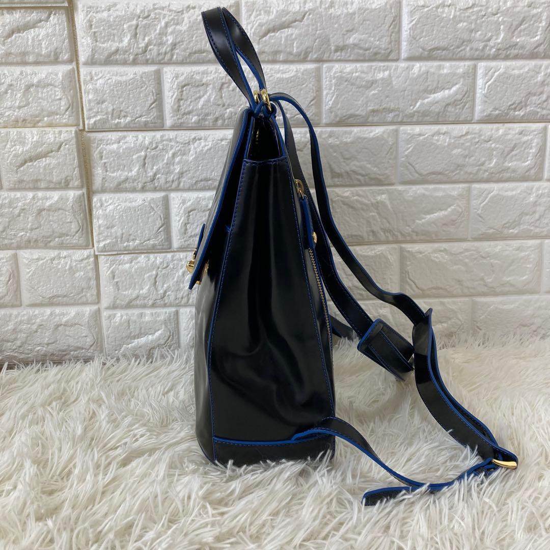 LANVIN✨レザー　リュック ゴールド金具　自立　ターンロック　ブランドロゴ