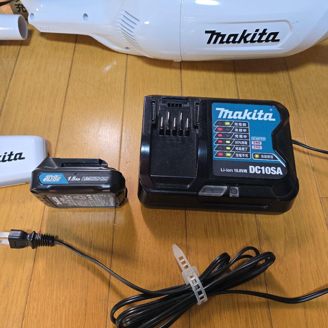 マキタ CL108FD 充電式クリーナー 掃除機 サイクロンアタッチメント付き