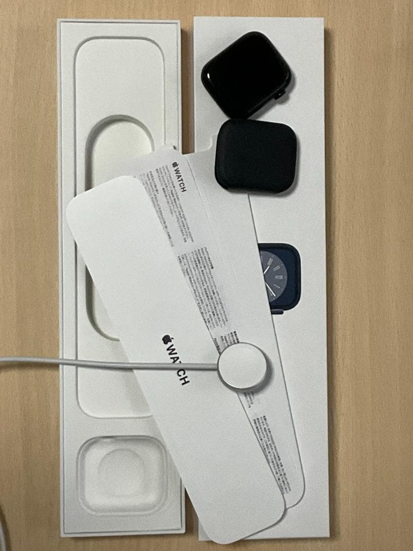 美品 Apple Watch8 45mm ミッドナイトアルミニウム