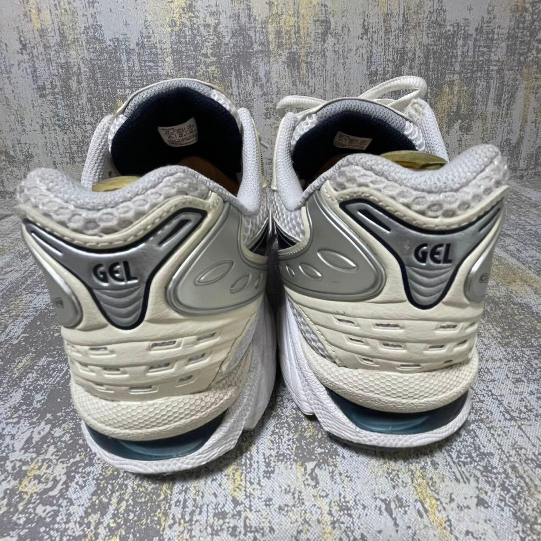 ★人気モデル★アシックス ゲルカヤノ14【27】1202A056 シルバー