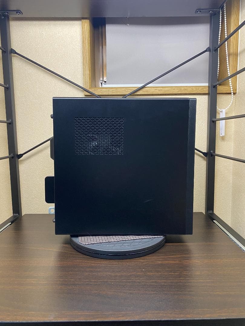 グラボ搭載　DELL 4画面マルチ i5-12400 16GB　256GB