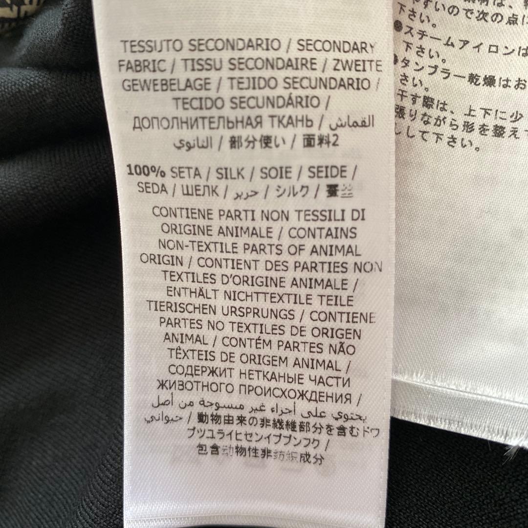 美品　フェラガモ ニットワンピース