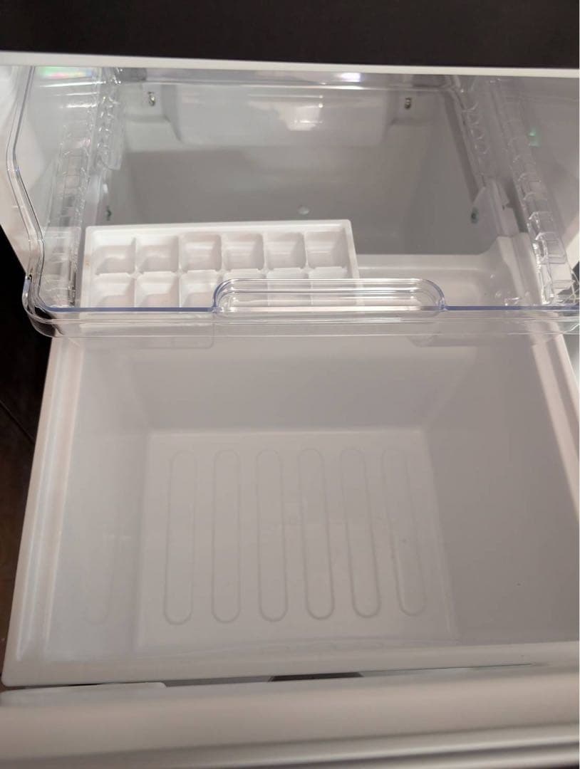 ＊東京都付近取引限定＊SHARP 152L 2ドア冷蔵庫 SJ-D15J-H