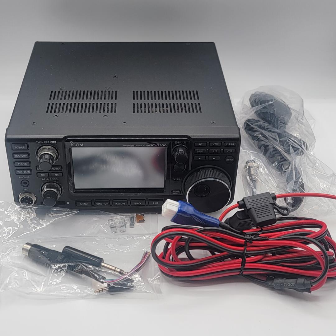 ICOM IC-7300 HF/50MHzトランシーバー