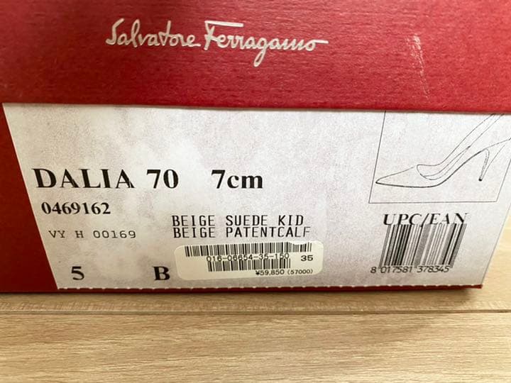 新品未使用 フェラガモ スェード パンプス パーティ 正装 入学式 卒業式