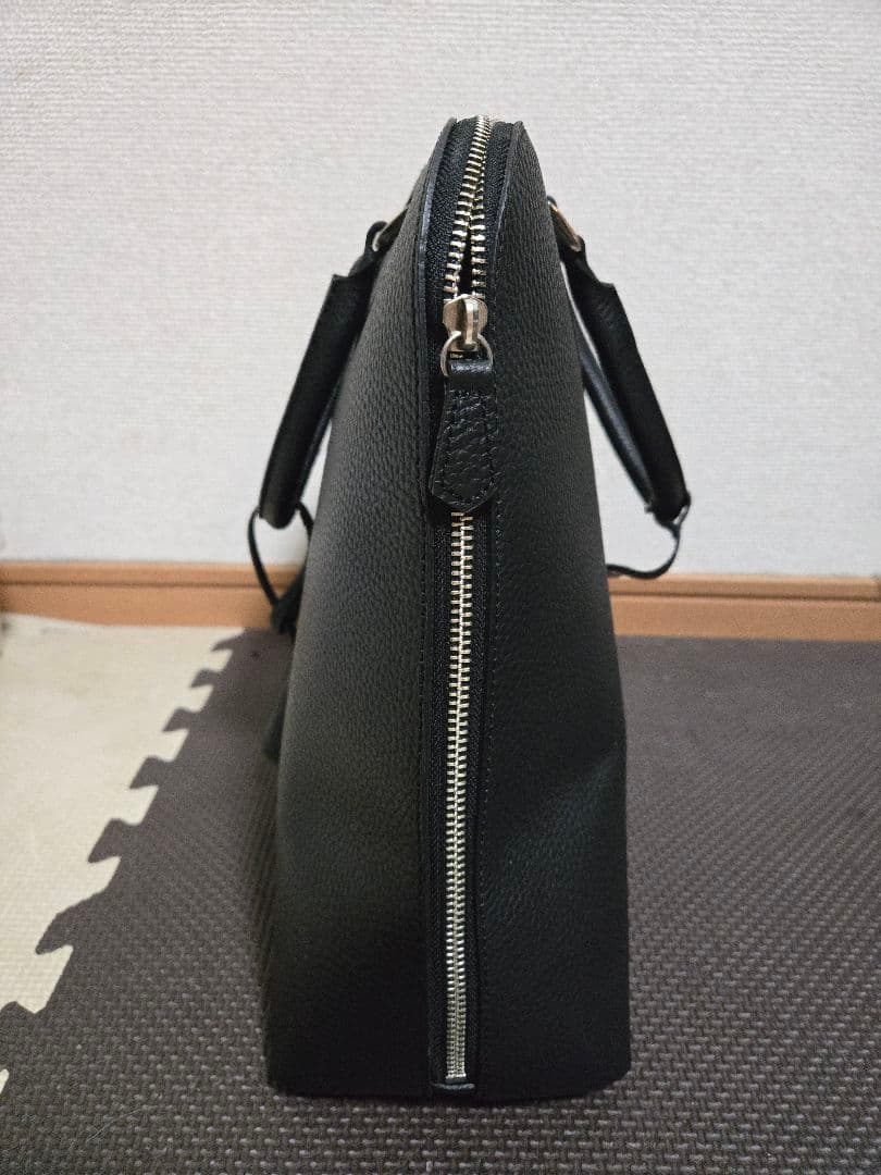 ブラックレザー ラウンドブリーフケース
