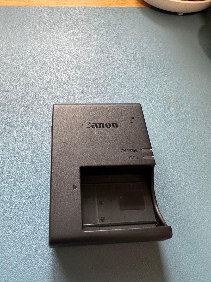 デジタルカメラ Canon EOS KISS X10