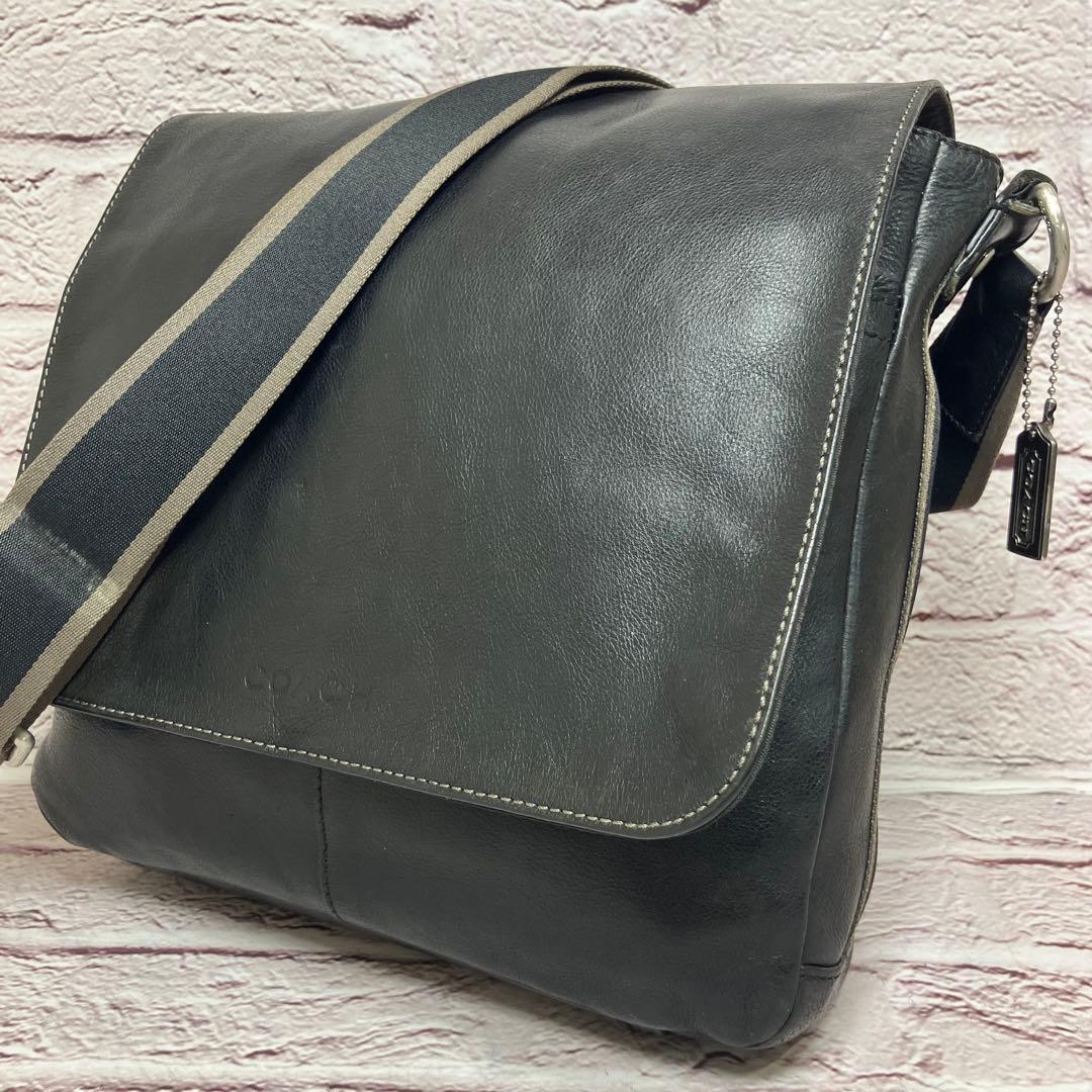 COACH ショルダーバッグ メッセンジャーバッグ レザー エンボス 斜め掛け