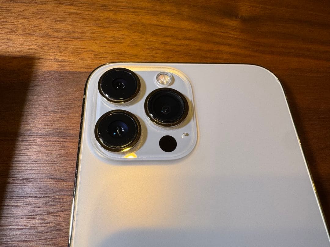 【美品】Apple iPhone13ProMax 128G ゴールド