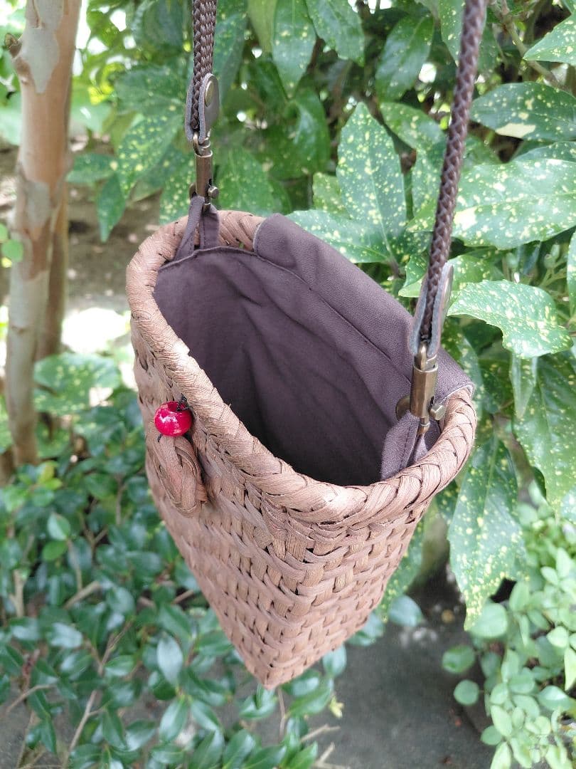 山葡萄　ポシェットバッグ　ショルダーバッグ