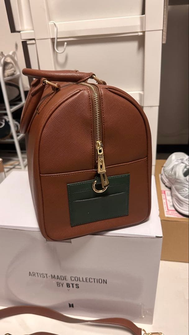 ARTIST-MADE COLLECTION BY BTS ボストンバッグ