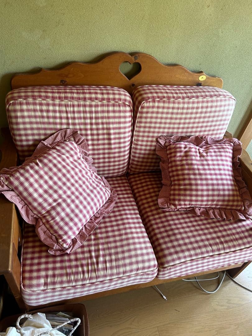 ヨ*フ様 【Enfants】赤と白のチェック柄ソファ【引越しのため今月中】