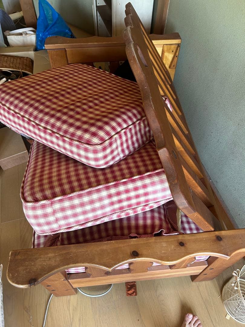 ヨ*フ様 【Enfants】赤と白のチェック柄ソファ【引越しのため今月中】