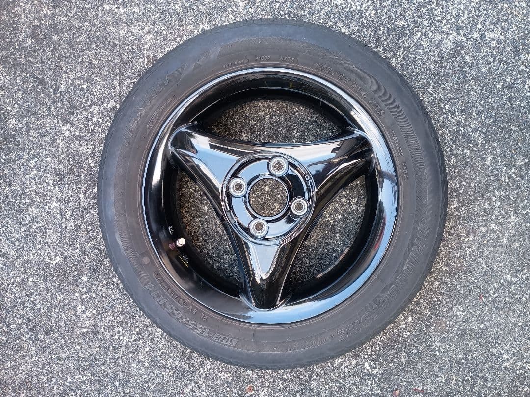 ①１４インチ　社外アルミホイール・タイヤセット　中古