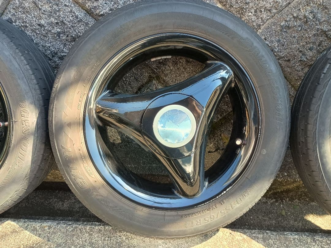 ①１４インチ　社外アルミホイール・タイヤセット　中古