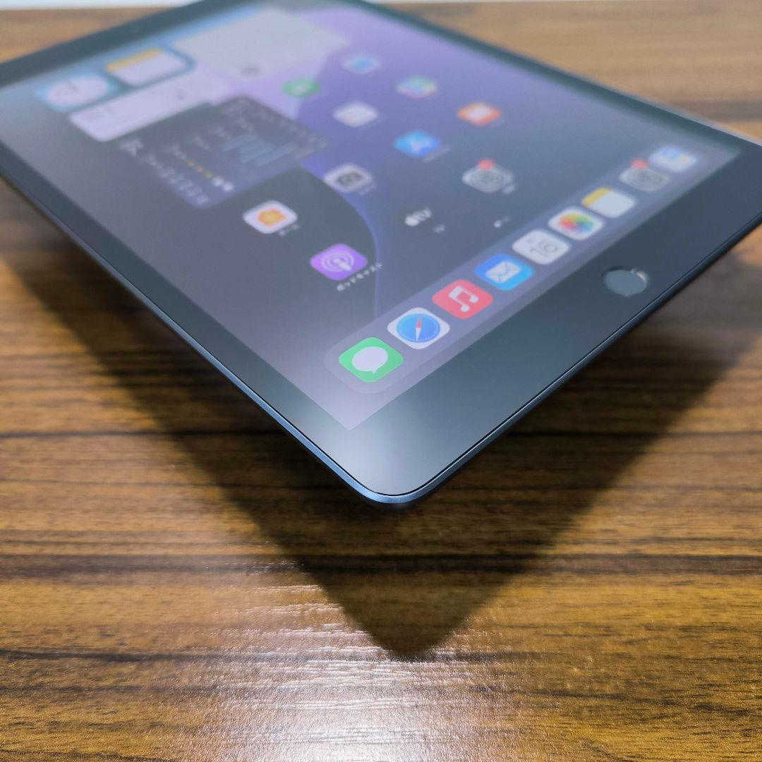 新品同様 Apple iPad 第7世代 Wi-Fiモデル 32GB