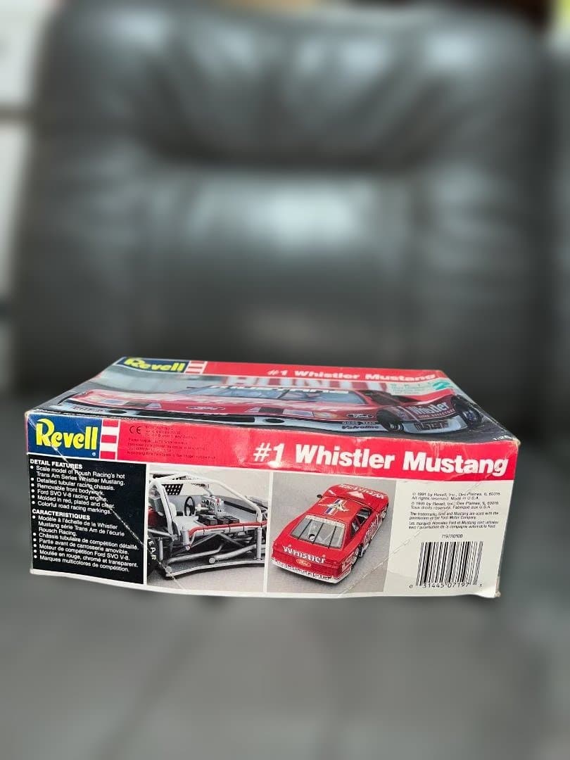 レベル 1/25 マスタング & '57シェビー プラモデル 2点セット 未組立