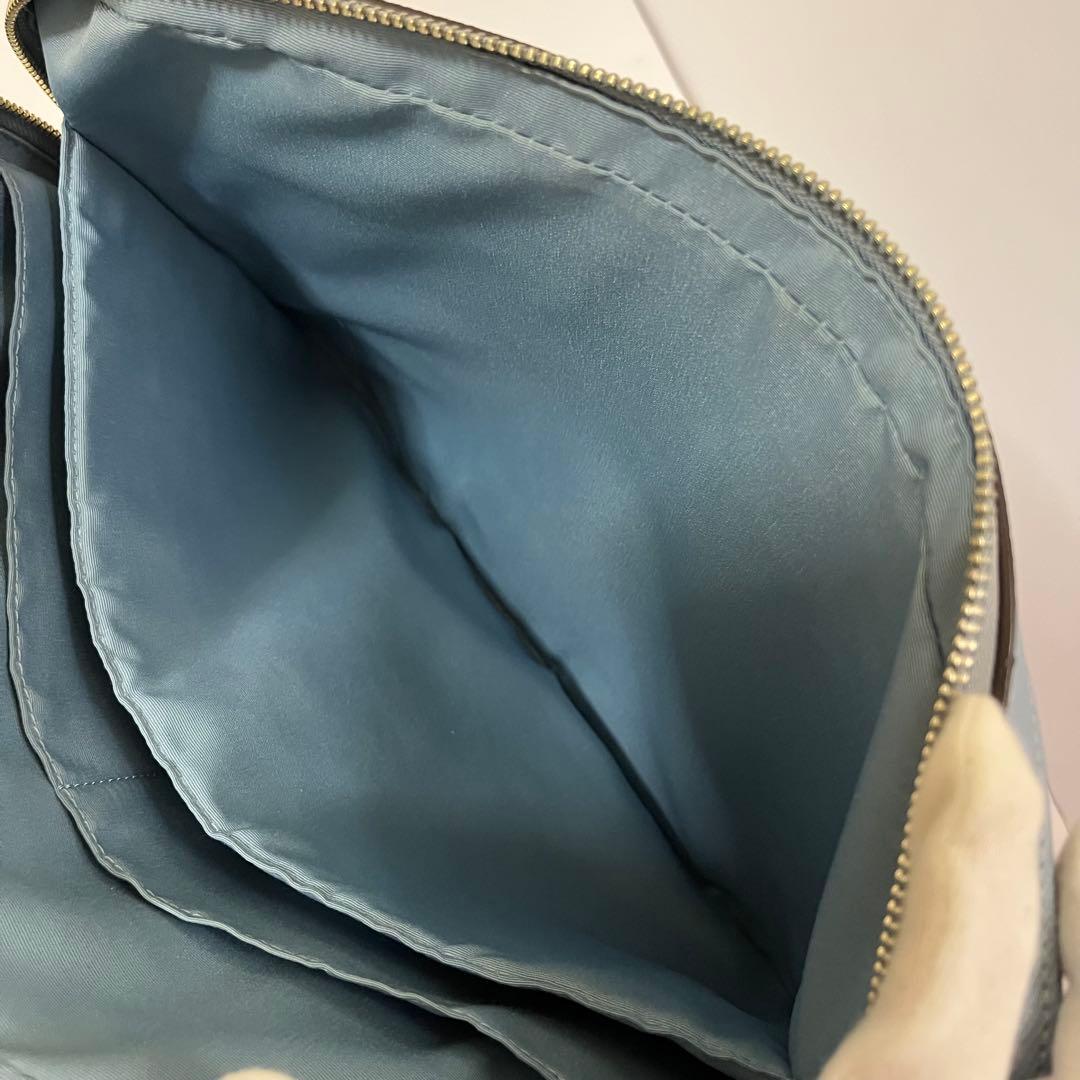 日本未発売✨美品✨コーチ　ブリーフケース　ビジネスバッグ　2way A4可