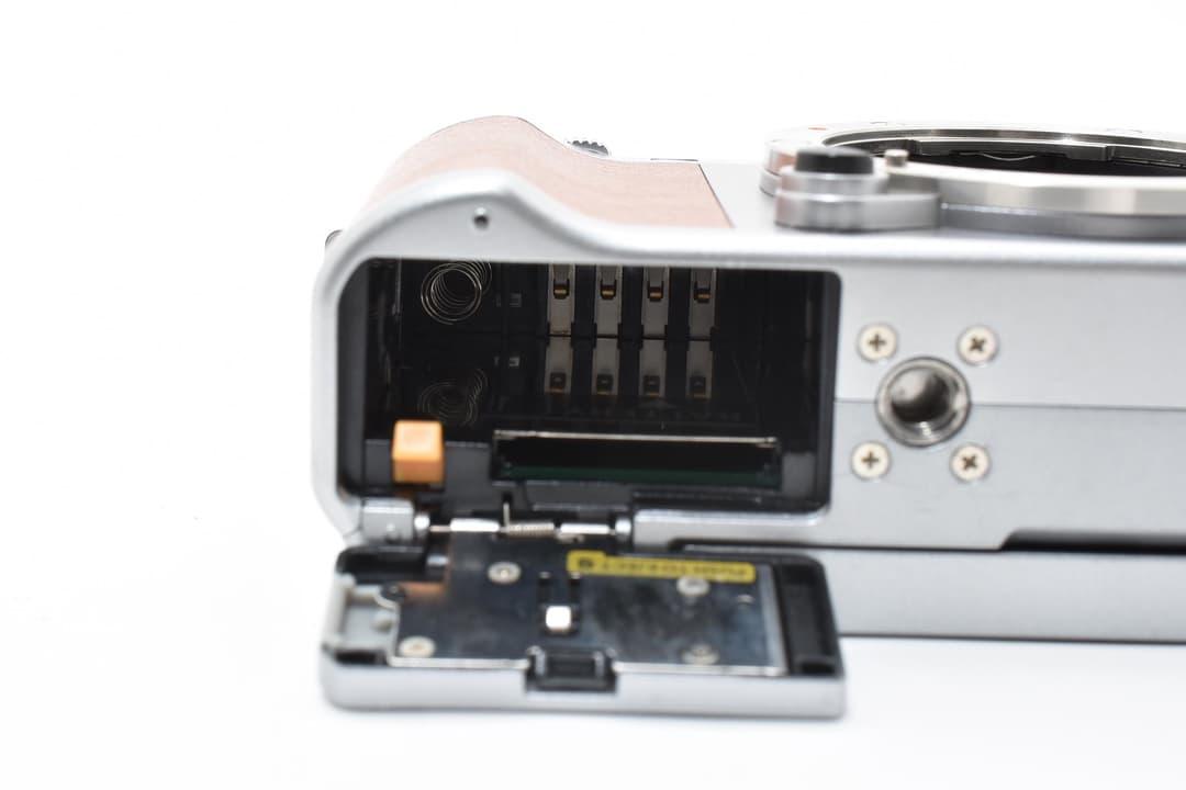 FUJIFILM X-A5 ボディ ブラウン 0164