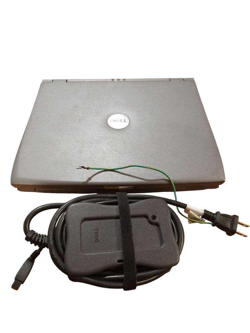 DELL Latitude C400　ノートPC 本体 ACアダプター付き