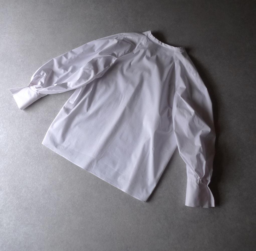 ■専用■美品【AK+1】2,3万 2024 スキッパーブラウス ホワイト