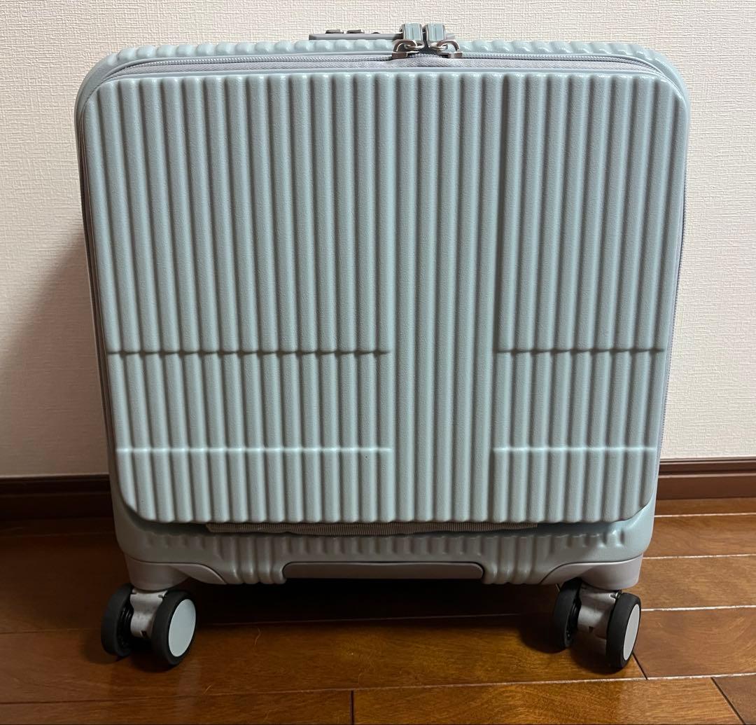 innovator イノベーター スーツケース 33L ペールブルー