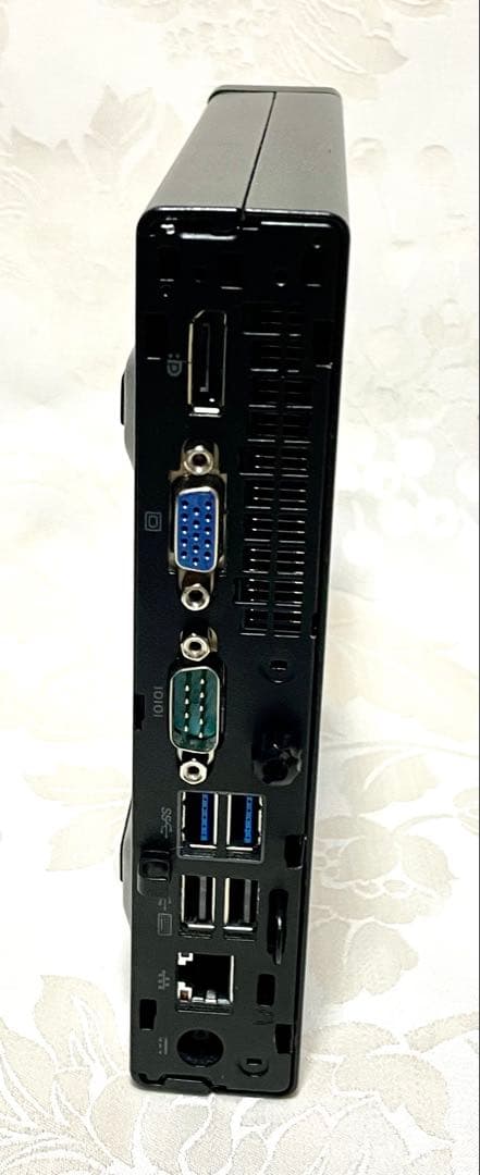 HP ProDesk 400 G2 Mini PC とACアダプタ