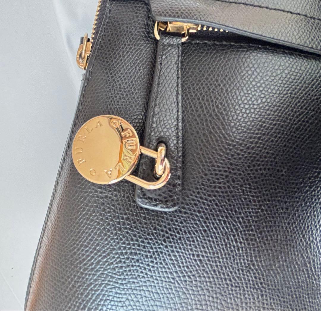 FURLA パイパー リュックサック ブラック