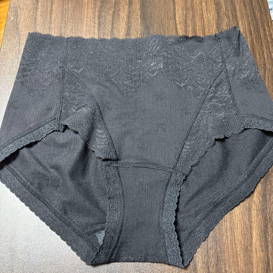 MARUKO カーヴィシャス　ショーツ 黒　4枚　Mサイズ