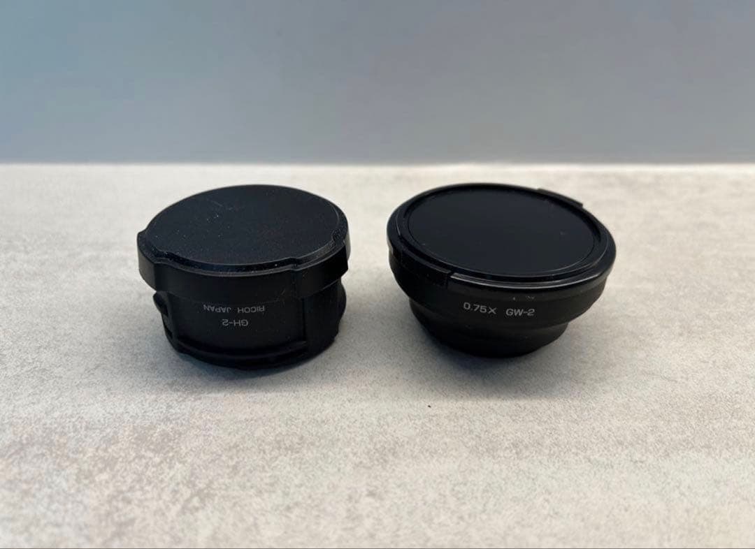 【美品】RICOH GR DIGITAL IV 広角レンズ、革製のカバー付