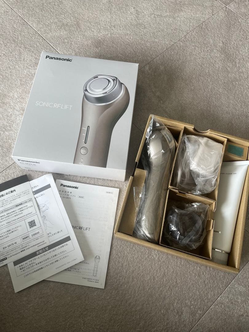 Panasonic Sonic RF Lift 美顔器　EH-SR75 ソニック