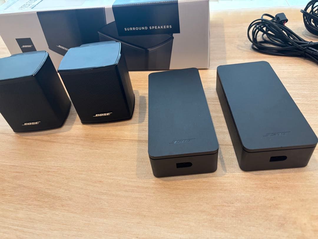 BOSE SURROUND SPEAKERS サラウンドスピーカブラック
