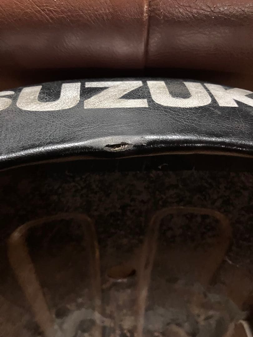 スズキ・TS250ハスラー　TS2504シート タックロール張替え